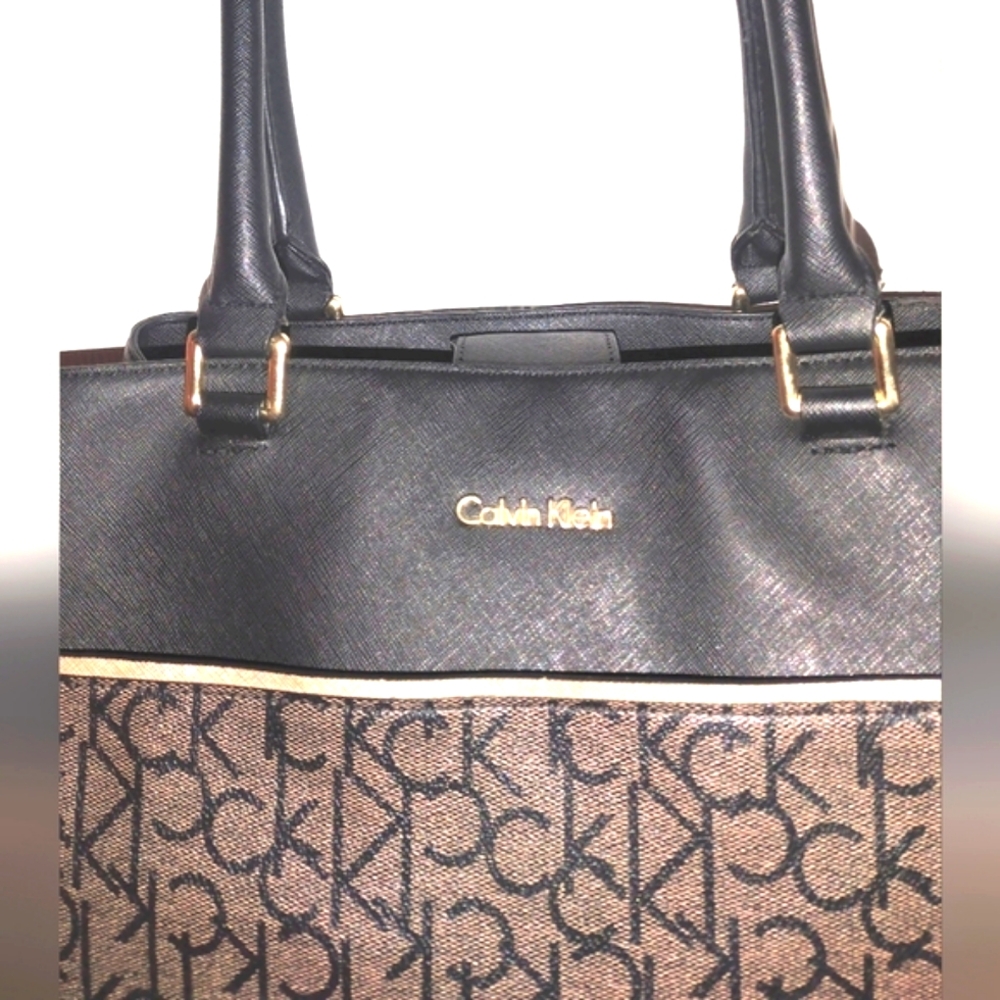 Calvin Klein Black and Brown purse#A11